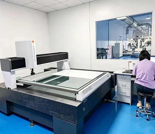 三次元測定機